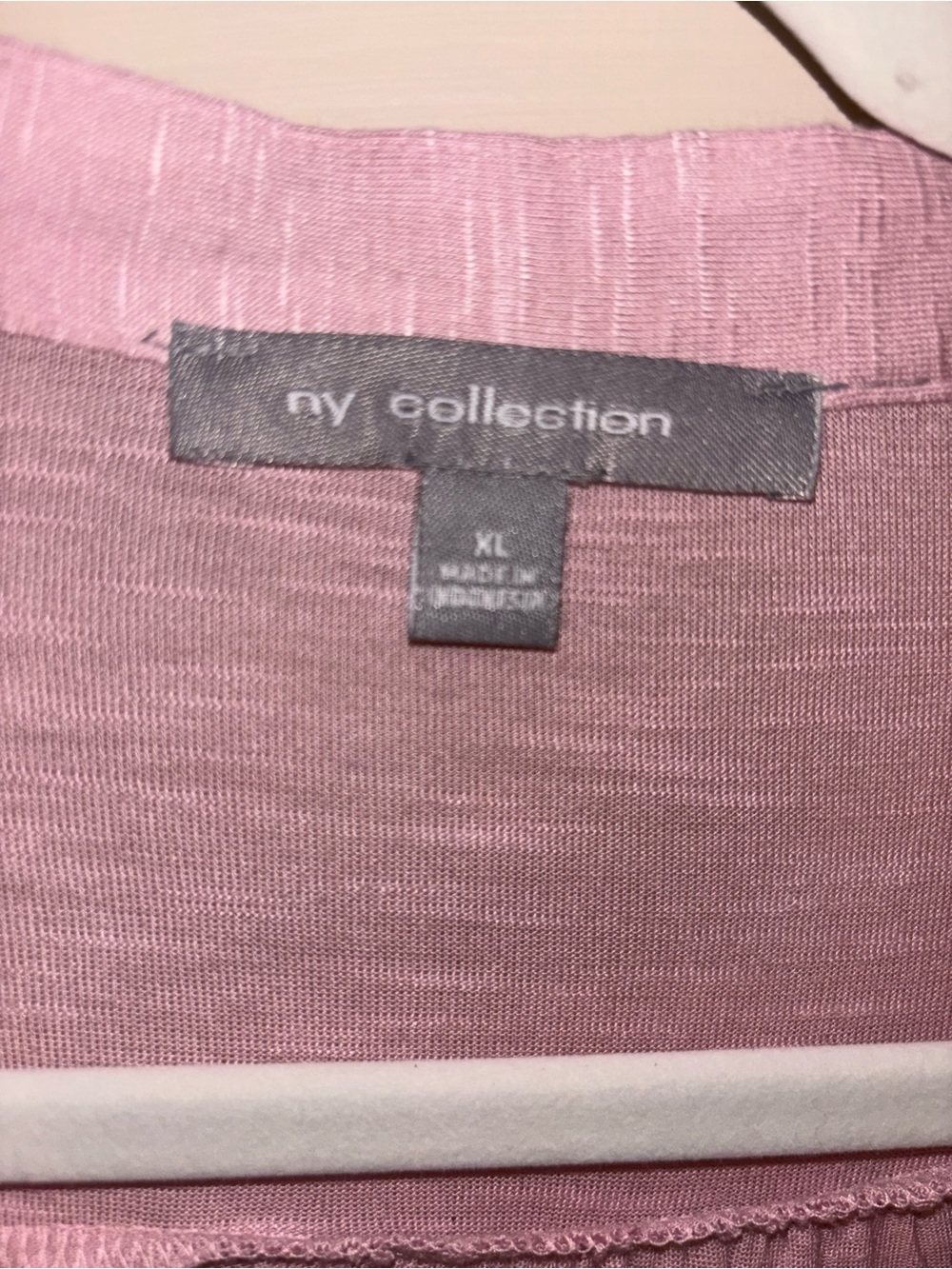 NY Collection Women's Dusty Rose Lace-Trim Henley Top NWT - Picture 3 of 4